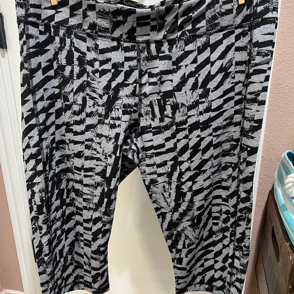 CAPRI FITTED LEGGINGS